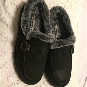 Skechers Shoes Women’s Size 8.5 Slides Slippers Clogs Faux Fur Black